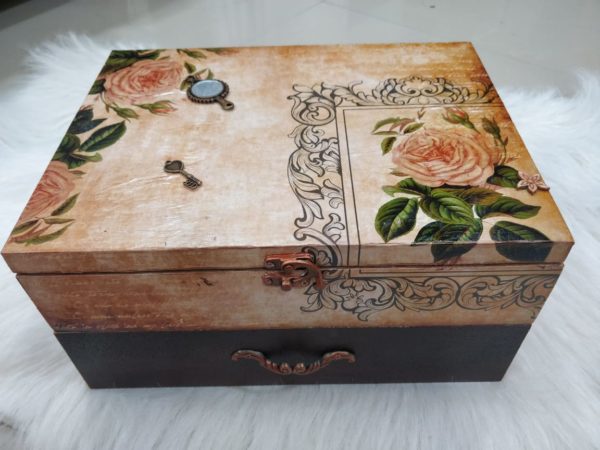 Jewellery/Makeup Organiser Box - PK014